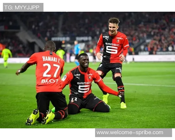 法甲焦点战摩纳哥全力争胜里尔与雷恩展开激烈对决 法甲焦点战摩纳哥全力争胜里尔与雷恩展开激烈对决